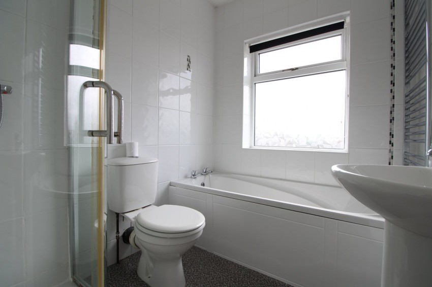 Images for Oakworth, Keighley, West Yorkshire EAID:3030449609 BID:4216801