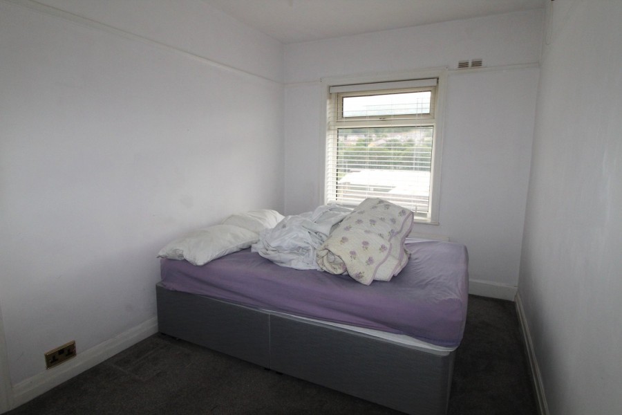 Images for Cromer Grove, Keighley, West Yorkshire EAID:3030449609 BID:4216801