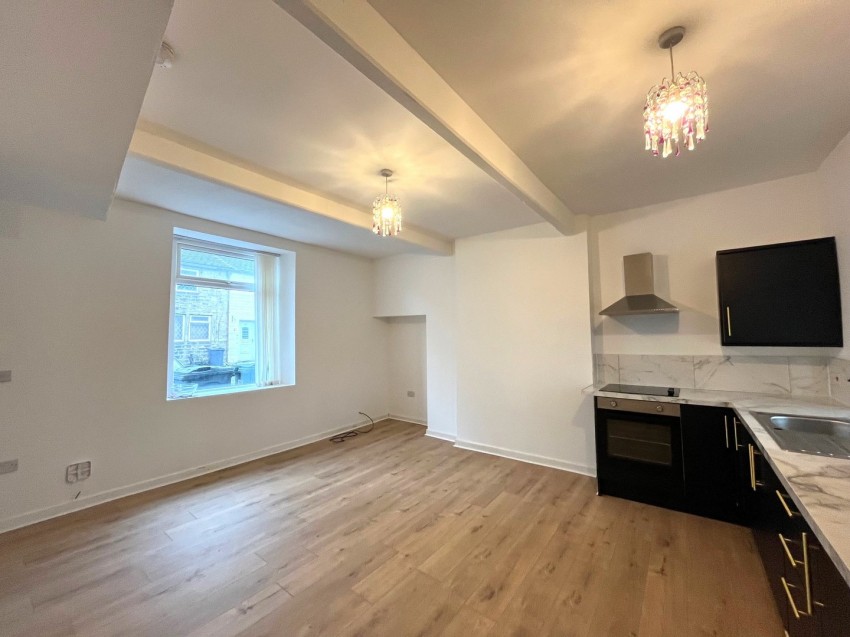 Images for Halifax Road, Keighley, West Yorkshire EAID:3030449609 BID:4216801