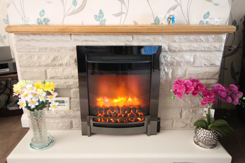 Images for Oakworth, Keighley, West Yorkshire EAID:3030449609 BID:4216801