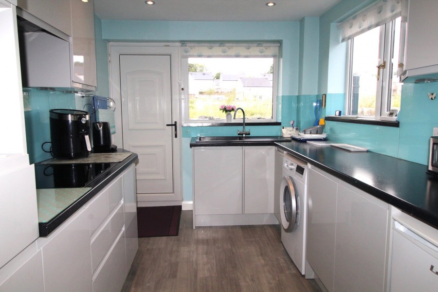 Images for Oakworth, Keighley, West Yorkshire EAID:3030449609 BID:4216801