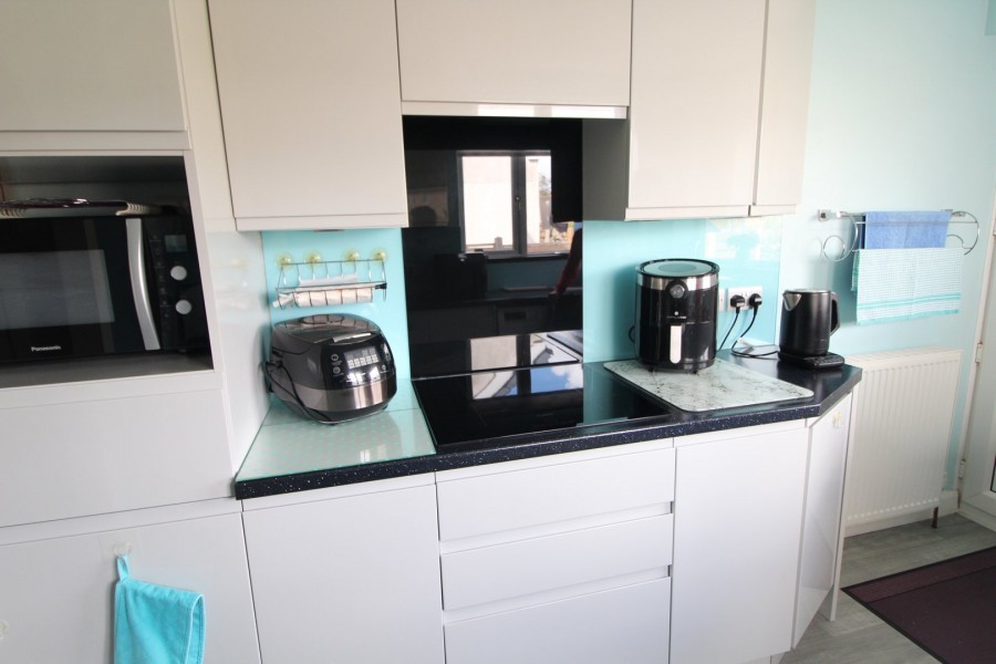 Images for Oakworth, Keighley, West Yorkshire EAID:3030449609 BID:4216801