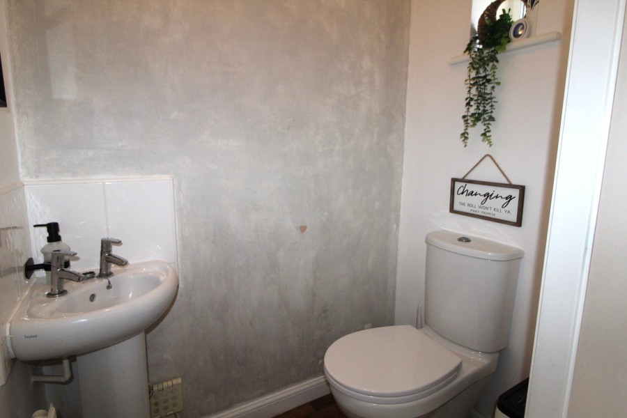 Images for Beacon Hill, Keighley, West Yorkshire EAID:3030449609 BID:4216801