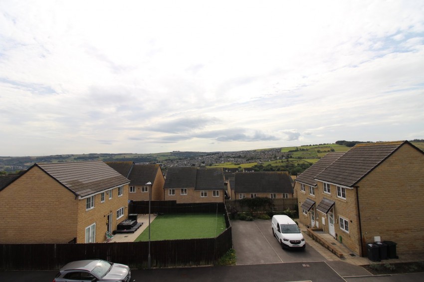 Images for Staincliffe Drive, Keighley, West Yorkshire EAID:3030449609 BID:4216801