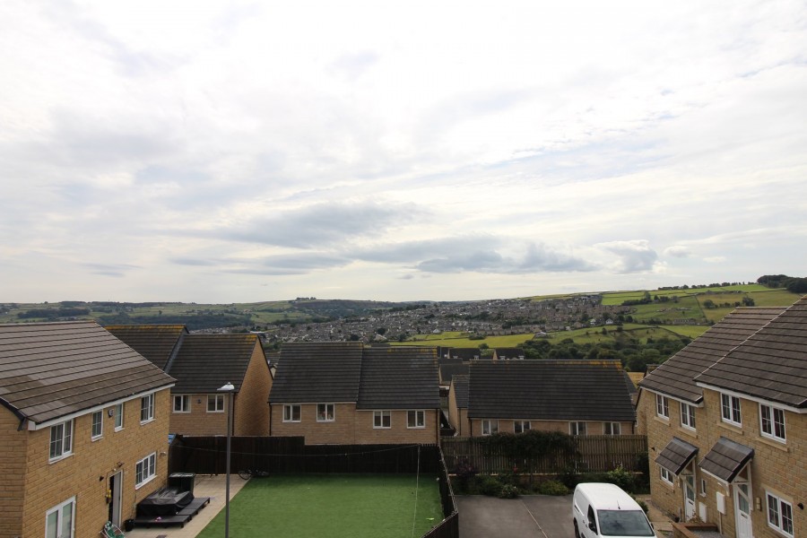 Images for Staincliffe Drive, Keighley, West Yorkshire EAID:3030449609 BID:4216801
