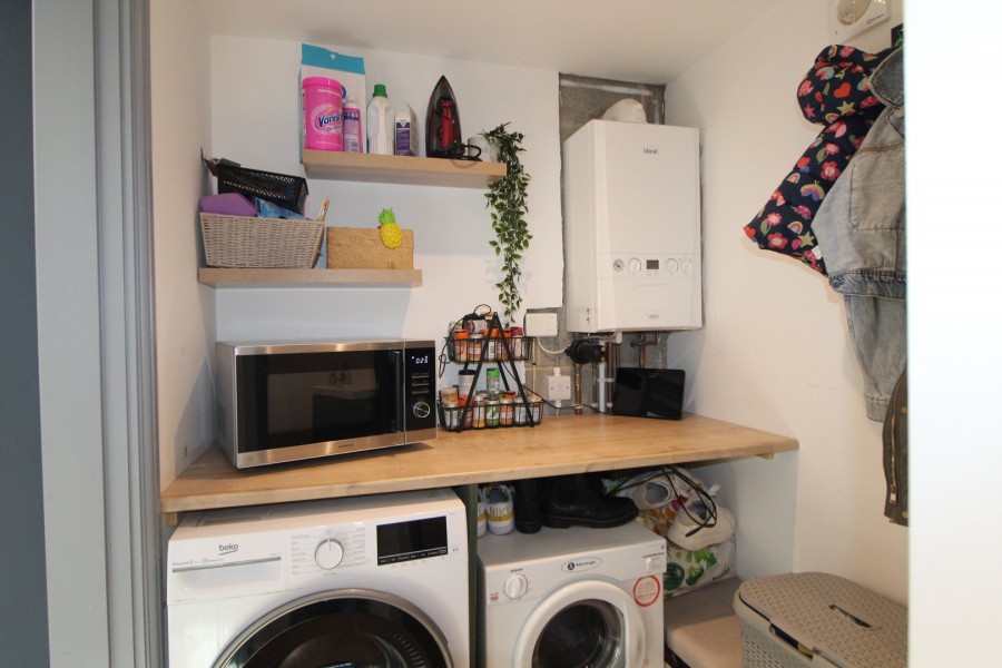 Images for Oakworth, Keighley, West Yorkshire EAID:3030449609 BID:4216801