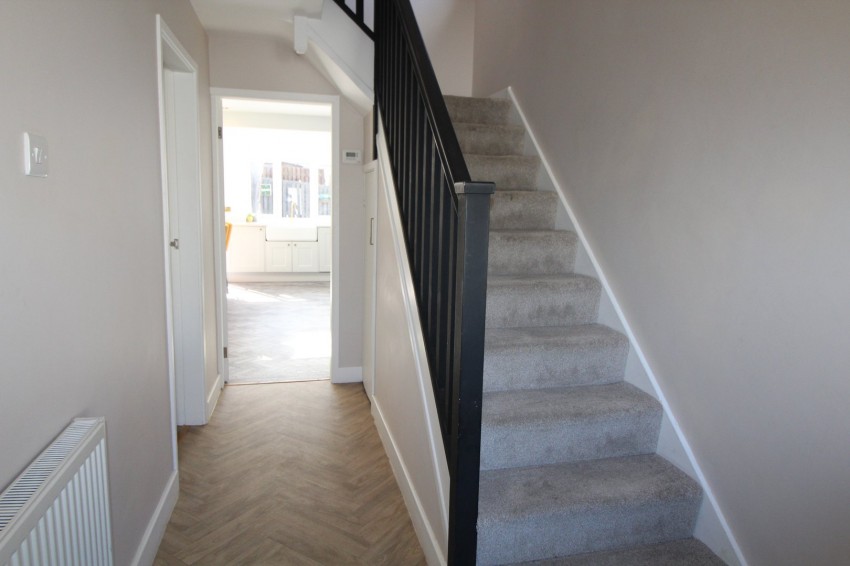 Images for Oakworth, Keighley, West Yorkshire EAID:3030449609 BID:4216801