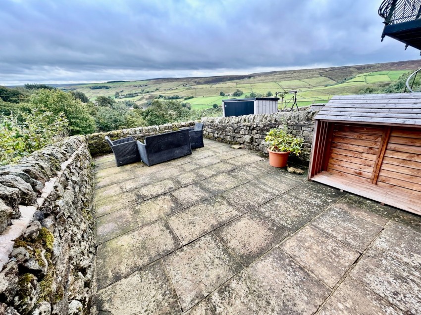 Images for Oldfield, Keighley, West Yorkshire EAID:3030449609 BID:4216801