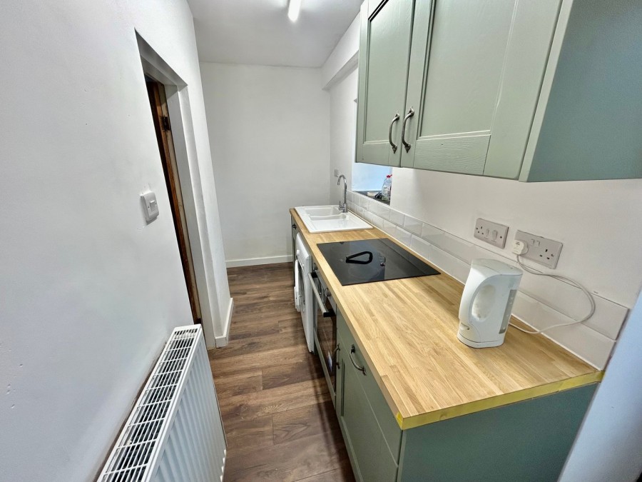 Images for Oakworth, Keighley, West Yorkshire EAID:3030449609 BID:4216801