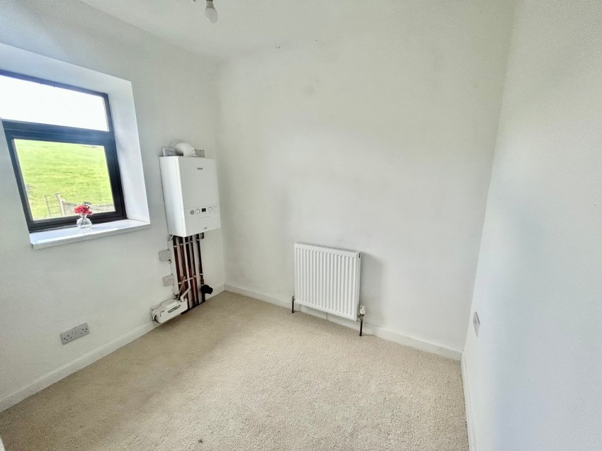 Images for Oakworth, Keighley, West Yorkshire EAID:3030449609 BID:4216801