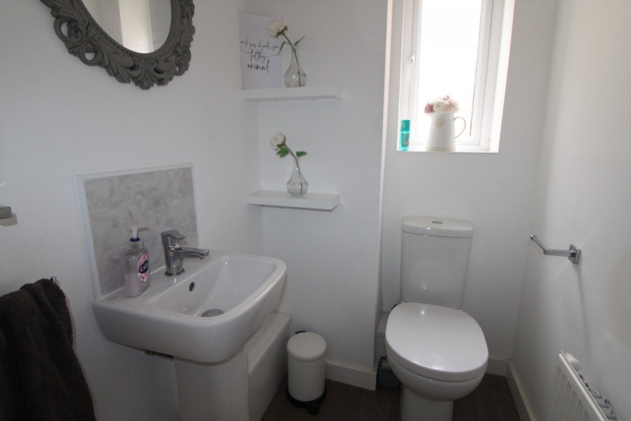 Images for Oakworth, Keighley, West Yorkshire EAID:3030449609 BID:4216801