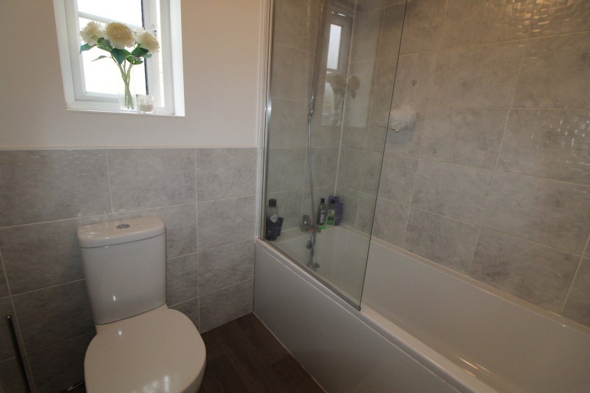 Images for Oakworth, Keighley, West Yorkshire EAID:3030449609 BID:4216801