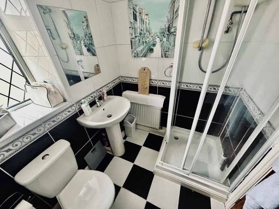 Images for Oakworth, Keighley, West Yorkshire EAID:3030449609 BID:4216801