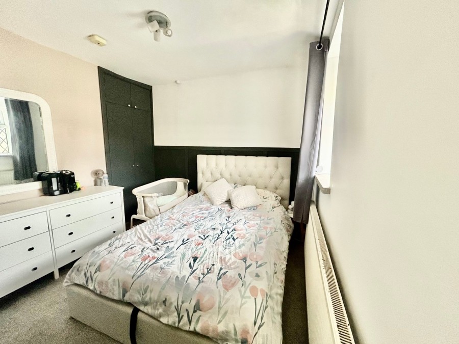 Images for Oakworth, Keighley, West Yorkshire EAID:3030449609 BID:4216801