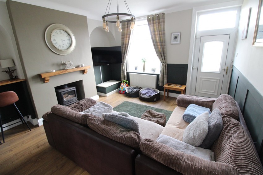 Images for Oakworth, Keighley, West Yorkshire EAID:3030449609 BID:4216801