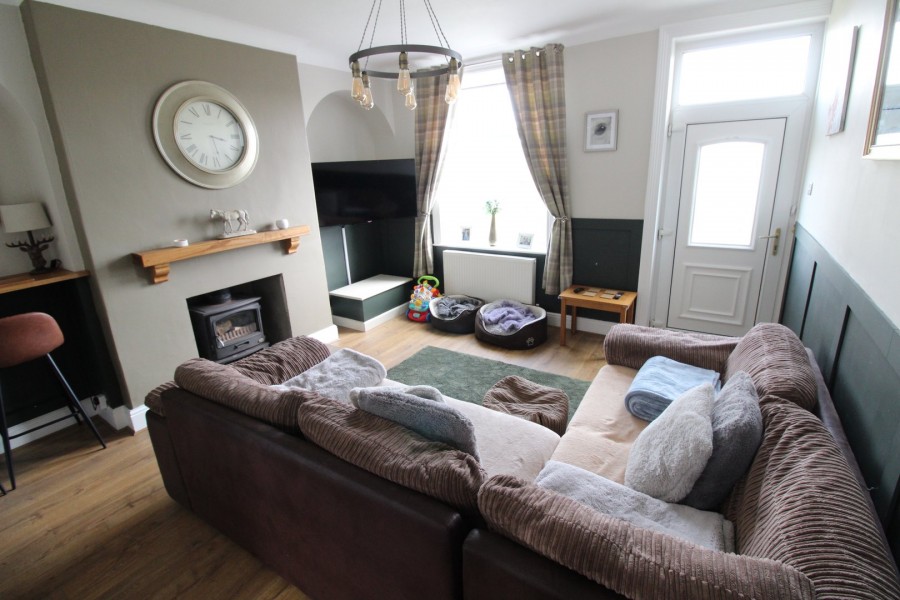 Images for Oakworth, Keighley, West Yorkshire EAID:3030449609 BID:4216801