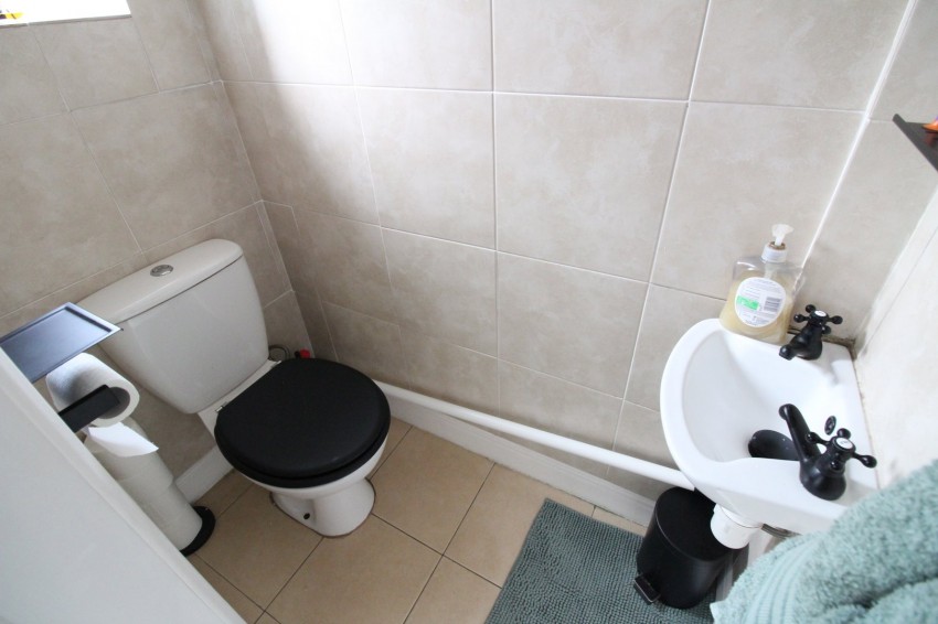 Images for Oakworth, Keighley, West Yorkshire EAID:3030449609 BID:4216801