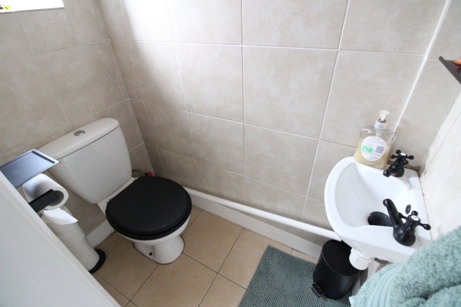 Images for Oakworth, Keighley, West Yorkshire EAID:3030449609 BID:4216801
