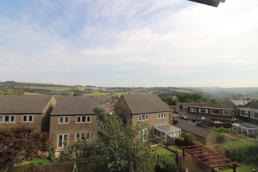 Images for Oakworth, Keighley, West Yorkshire EAID:3030449609 BID:4216801