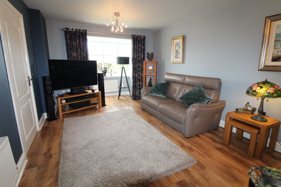 Images for Low Fell Close, Keighley, West Yorkshire EAID:3030449609 BID:4216801