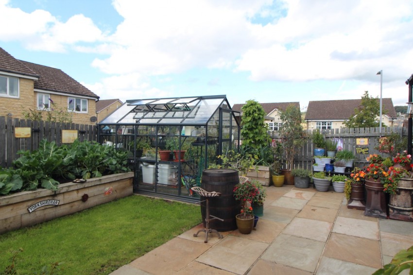 Images for Low Fell Close, Keighley, West Yorkshire EAID:3030449609 BID:4216801