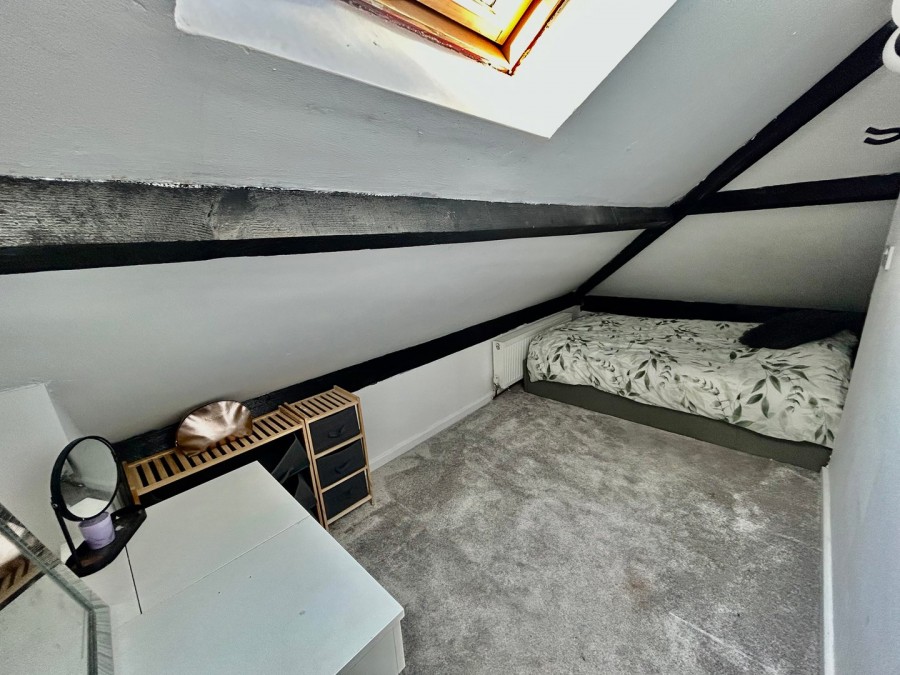 Images for Oakworth, Keighley, West Yorkshire EAID:3030449609 BID:4216801