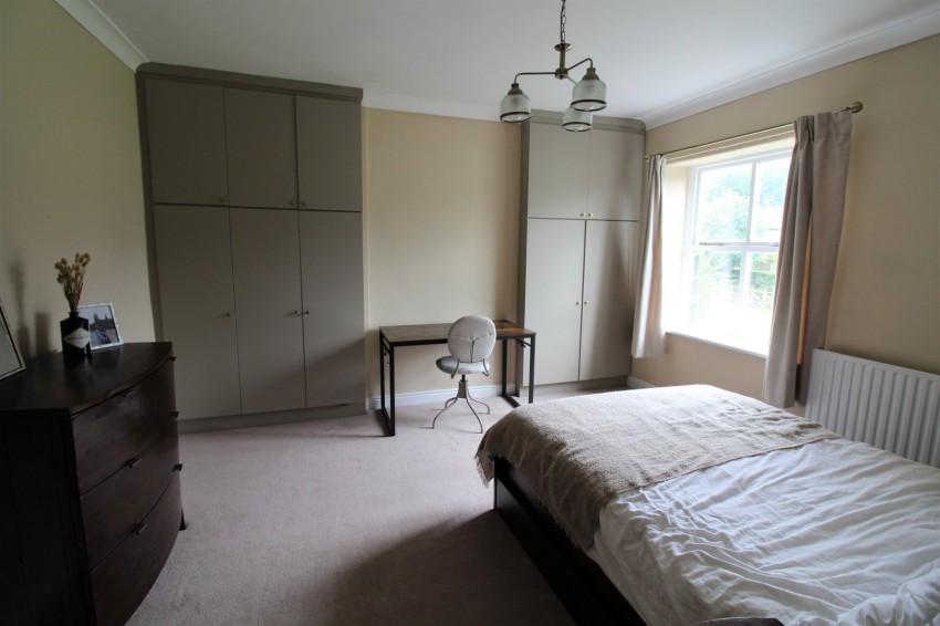 Images for Rawdon, Leeds, West Yorkshire EAID:3030449609 BID:4216801