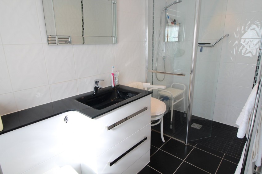 Images for Broadlands, Keighley EAID:3030449609 BID:4216801