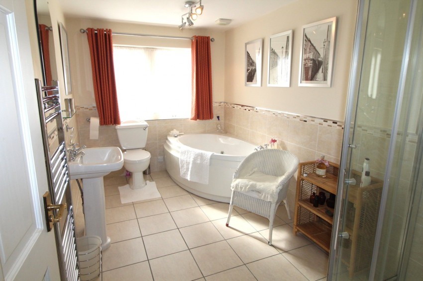 Images for Broadlands, Keighley EAID:3030449609 BID:4216801