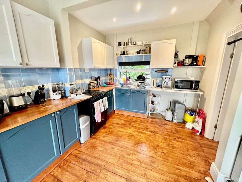 Images for Riddlesden, Keighley, West Yorkshire EAID:3030449609 BID:4216801