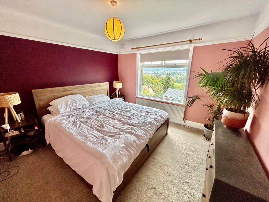 Images for Riddlesden, Keighley, West Yorkshire EAID:3030449609 BID:4216801