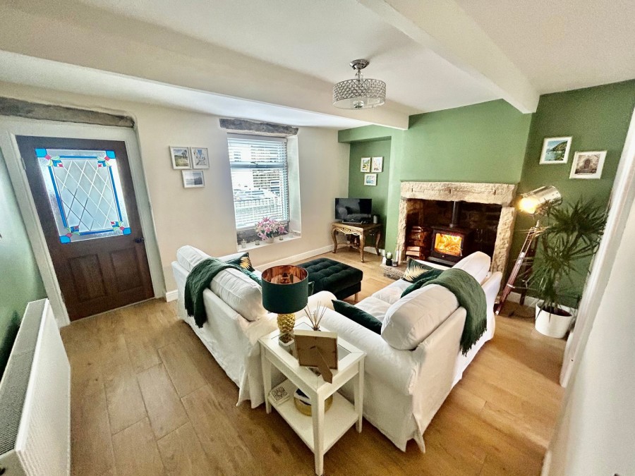 Images for Oakworth, Keighley, West Yorkshire EAID:3030449609 BID:4216801