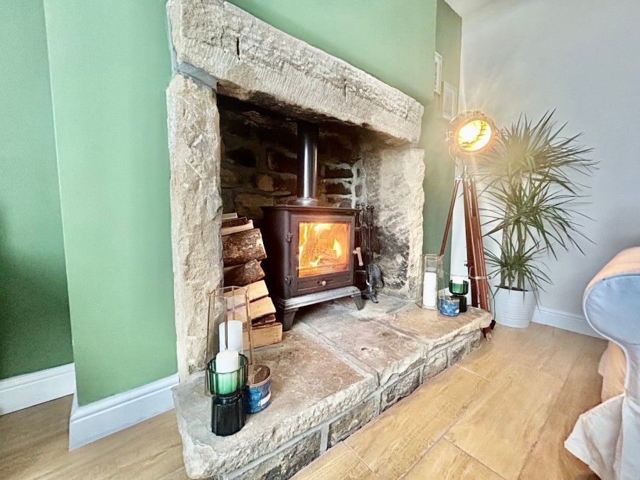 Images for Oakworth, Keighley, West Yorkshire EAID:3030449609 BID:4216801