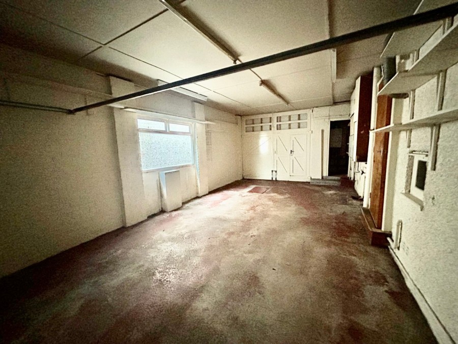 Images for Riddlesden, Keighley, West Yorkshire EAID:3030449609 BID:4216801