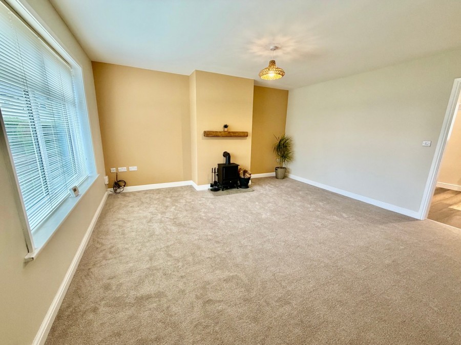 Images for Oakworth, Keighley, West Yorkshire EAID:3030449609 BID:4216801