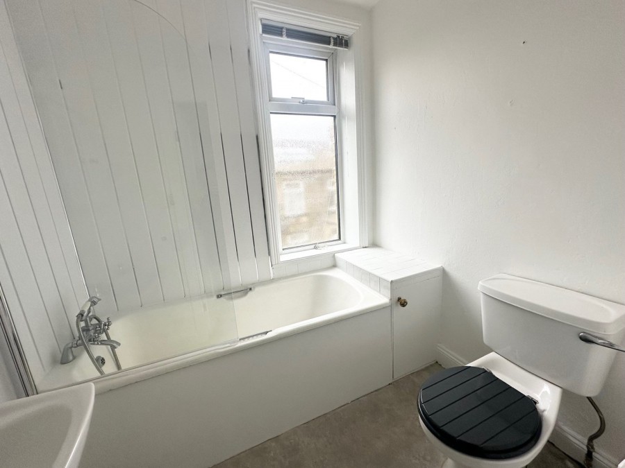 Images for Haworth, Keighley, West Yorkshire EAID:3030449609 BID:4216801
