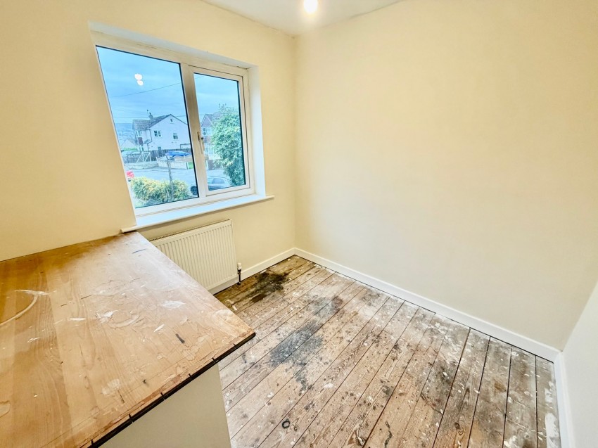 Images for Oakworth, Keighley, West Yorkshire EAID:3030449609 BID:4216801