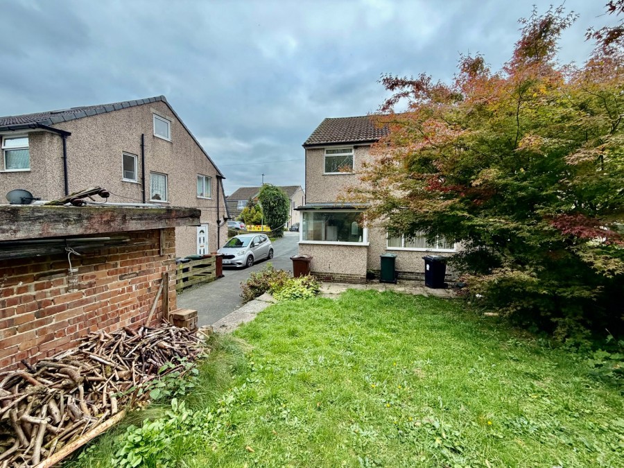 Images for Oakworth, Keighley, West Yorkshire EAID:3030449609 BID:4216801