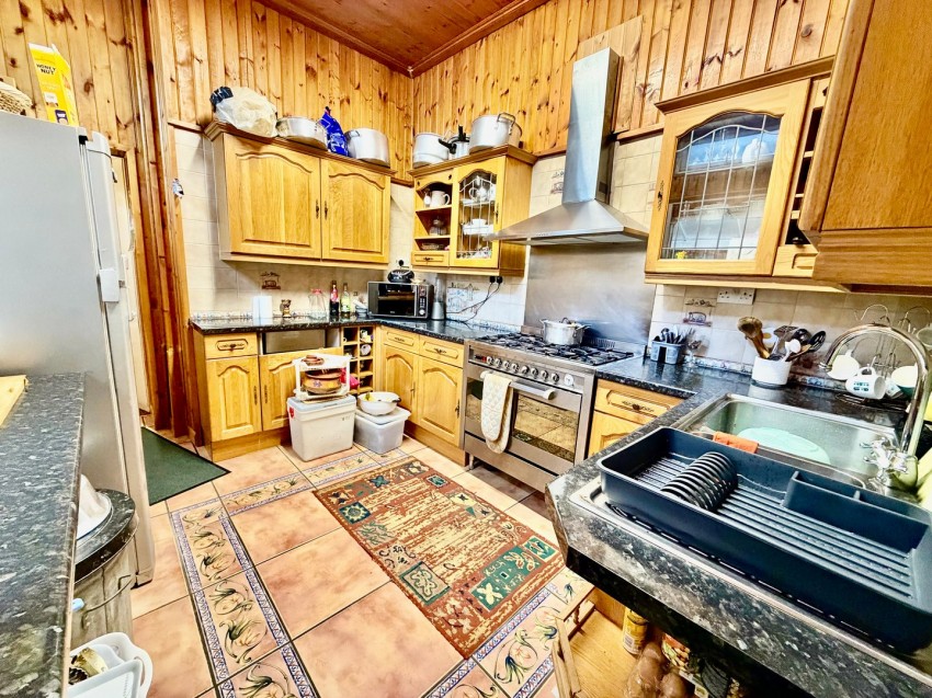 Images for Skipton Road, Keighley, West Yorkshire EAID:3030449609 BID:4216801