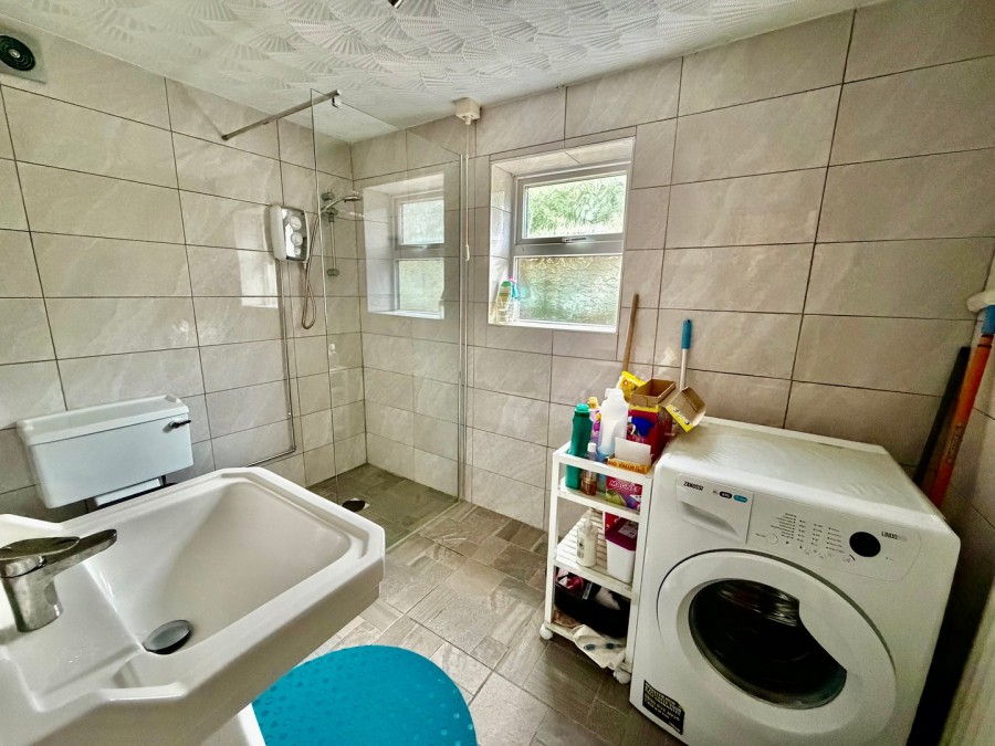 Images for Skipton Road, Keighley, West Yorkshire EAID:3030449609 BID:4216801