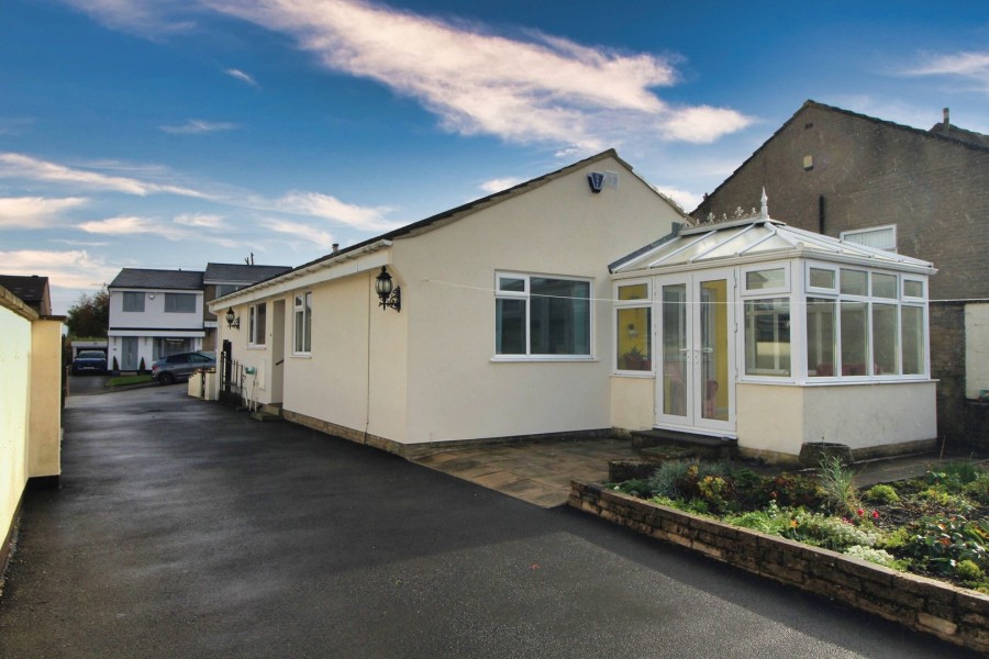 Images for Long Lee, Keighley, West Yorkshire EAID:3030449609 BID:4216801