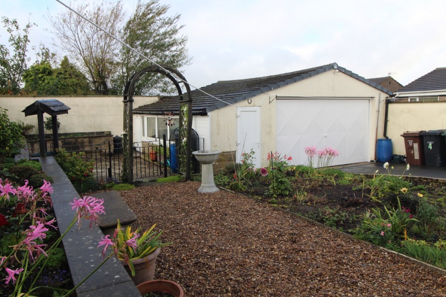 Images for Long Lee, Keighley, West Yorkshire EAID:3030449609 BID:4216801