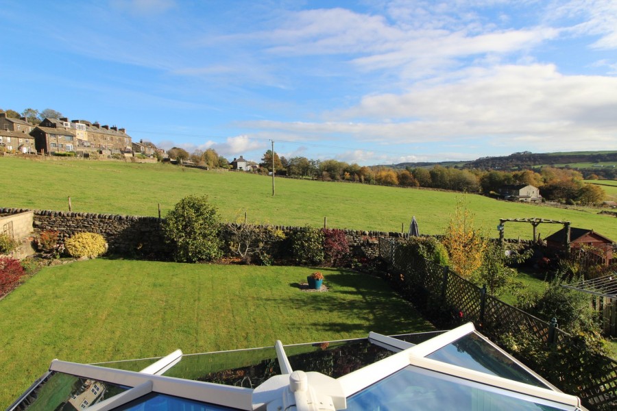 Images for Oakworth, Keighley, West Yorkshire EAID:3030449609 BID:4216801