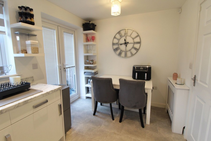 Images for Oakworth, Keighley, West Yorkshire EAID:3030449609 BID:4216801