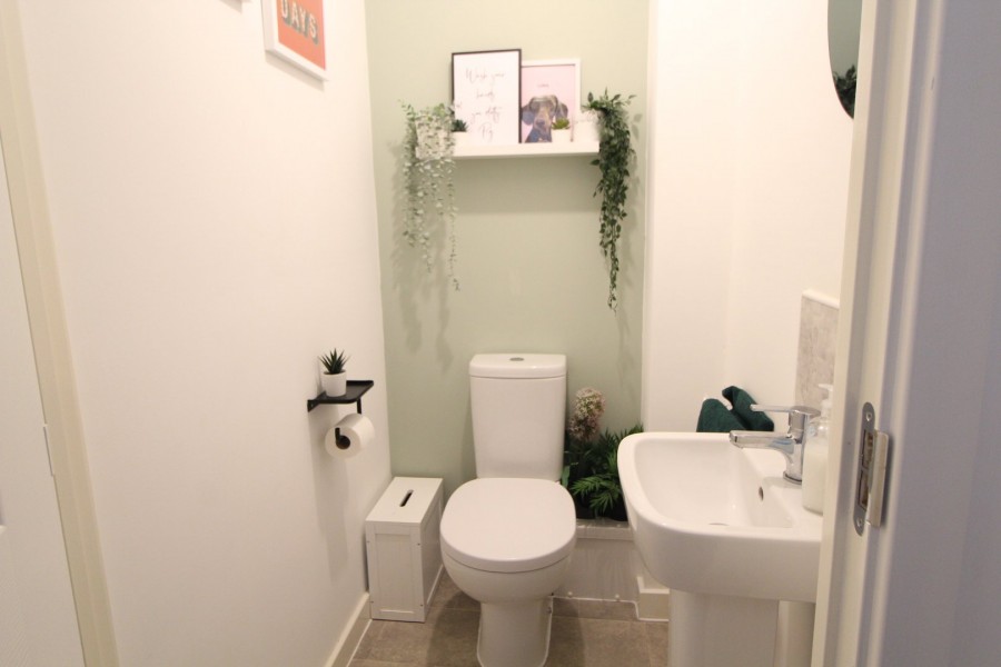 Images for Oakworth, Keighley, West Yorkshire EAID:3030449609 BID:4216801