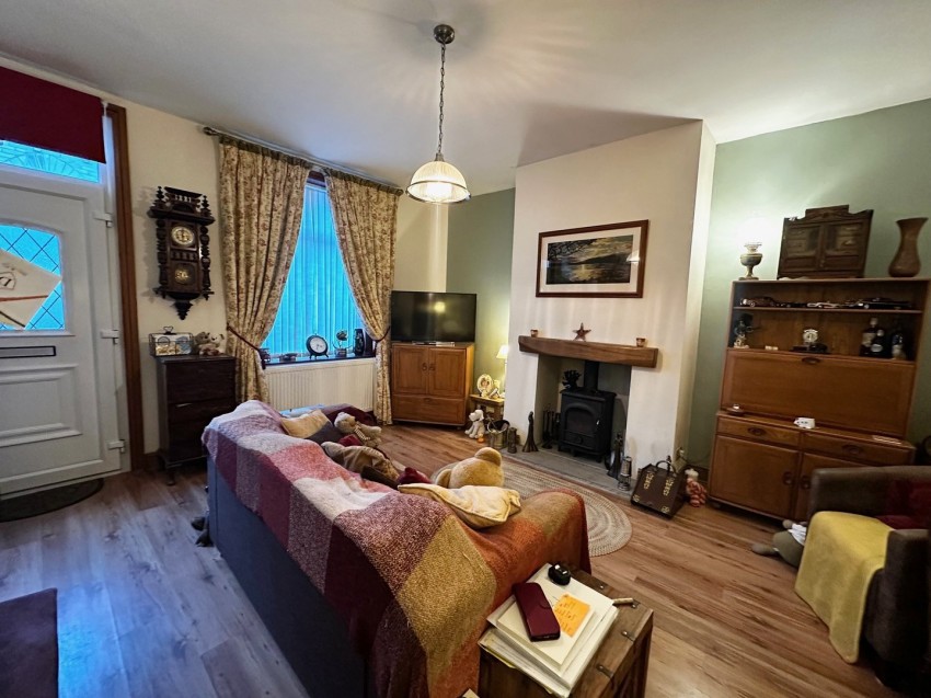 Images for Denholme, Bradford, West Yorkshire EAID:3030449609 BID:4216801