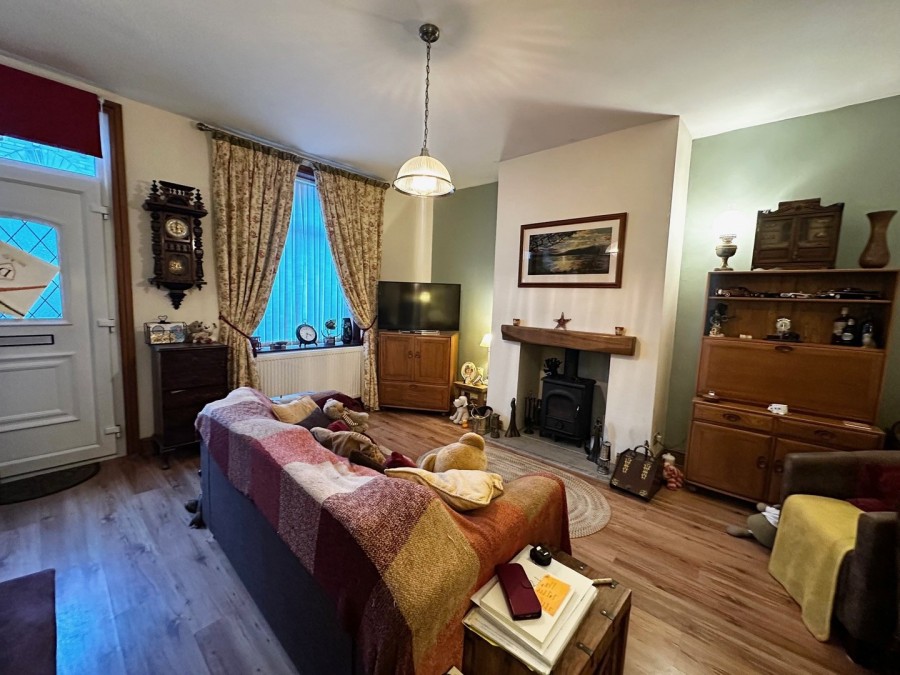 Images for Denholme, Bradford, West Yorkshire EAID:3030449609 BID:4216801