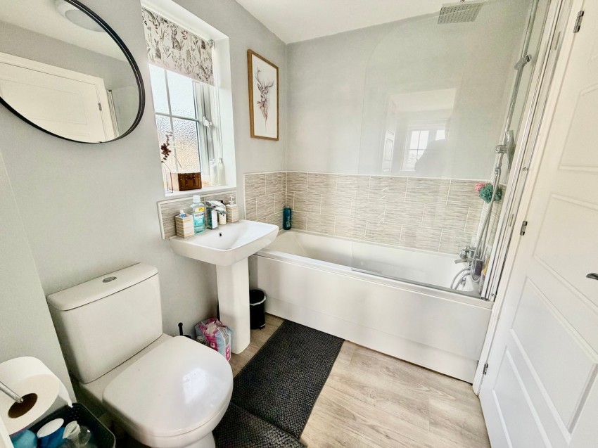 Images for Low Whin Fold, Keighley, West Yorkshire EAID:3030449609 BID:4216801