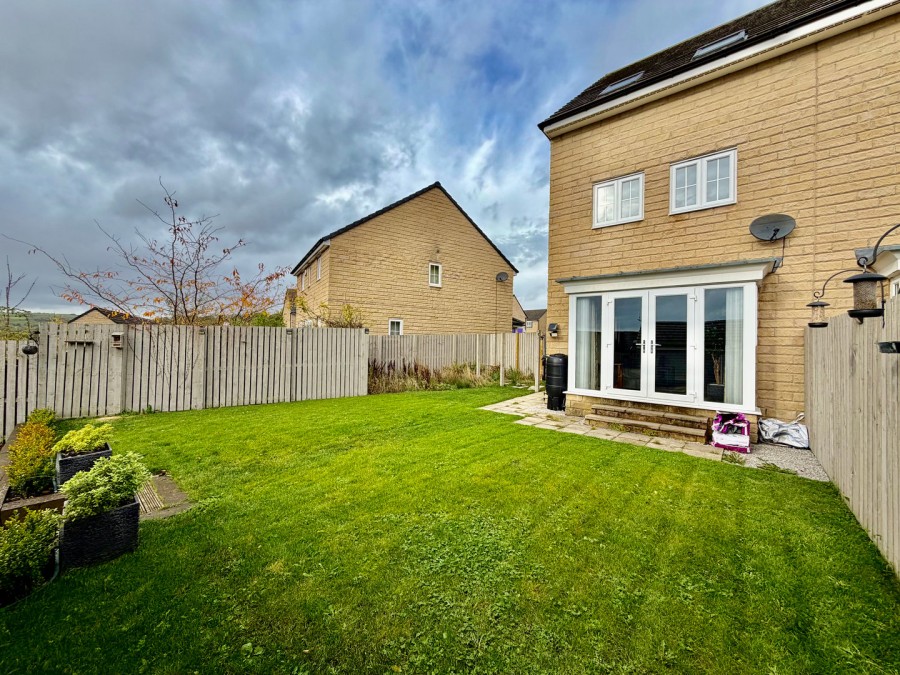 Images for Low Whin Fold, Keighley, West Yorkshire EAID:3030449609 BID:4216801