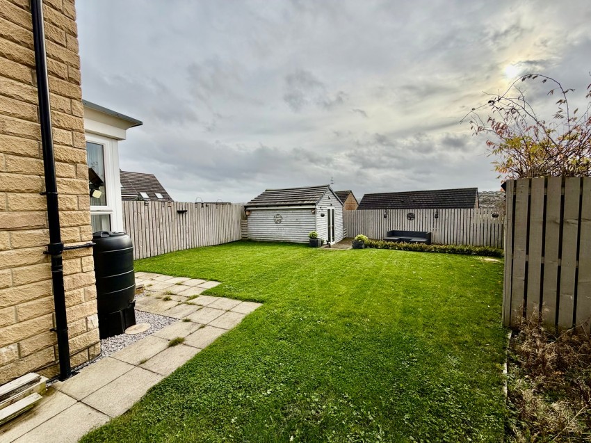 Images for Low Whin Fold, Keighley, West Yorkshire EAID:3030449609 BID:4216801